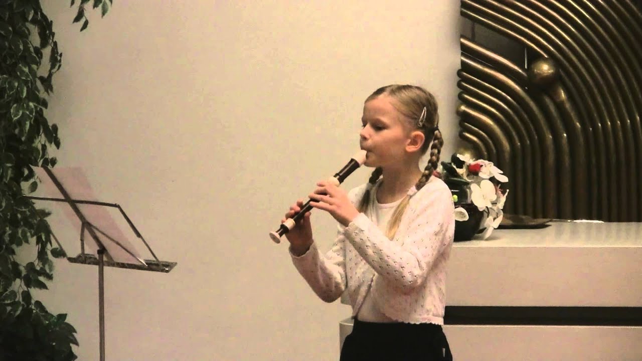 V&aacute;nočn&iacute; koncert 18.12. 2013 - 4. Tereza Kotalov&aacute; - zobcov&aacute; fl&eacute;tna