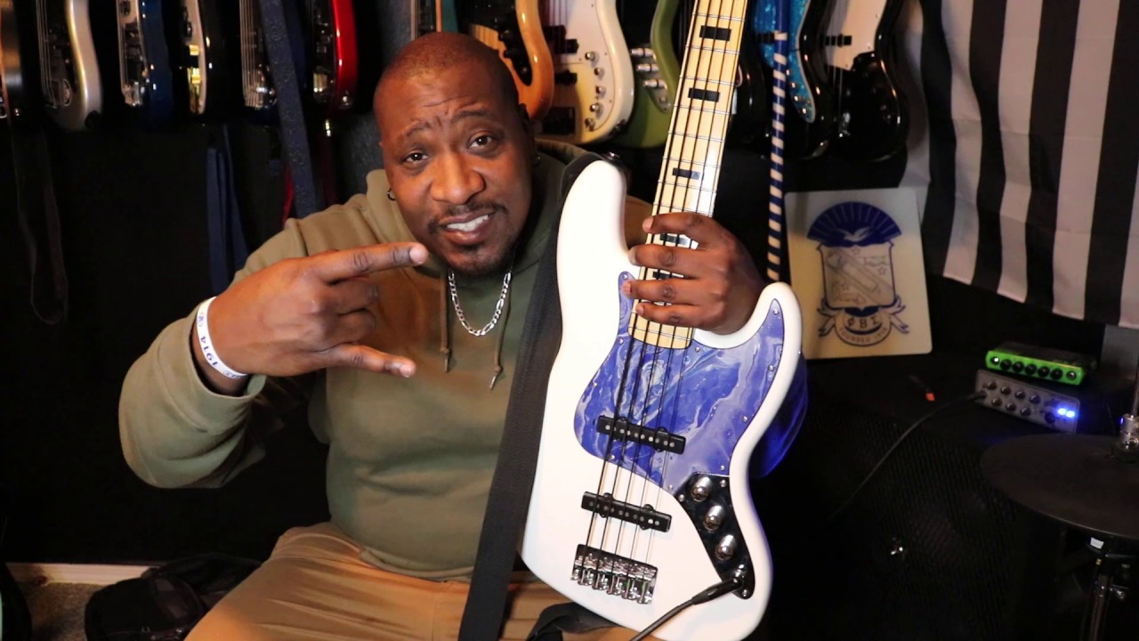Fender Squire Vintage Modified jazz bass Olympic White| Demo and thoughts