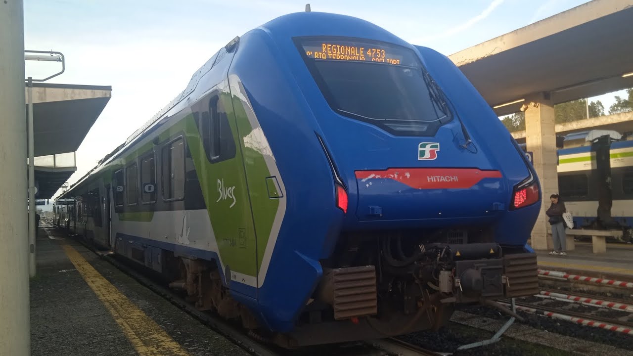 TRENITALIA - Partenza da Ozieri-Chilivani a bordo di HTR412.004
