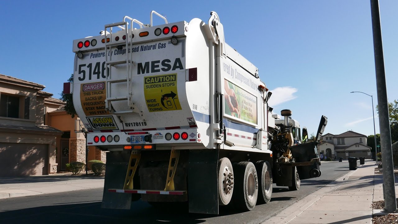 Fast City of Mesa Garbage Truck In Action!