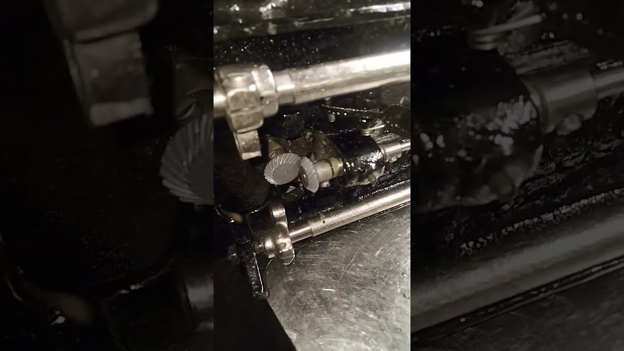 umbrella sewing machine repair #ytshorts #youtubeshorts #trending  @MR. INDIAN HACKER #usha #machine