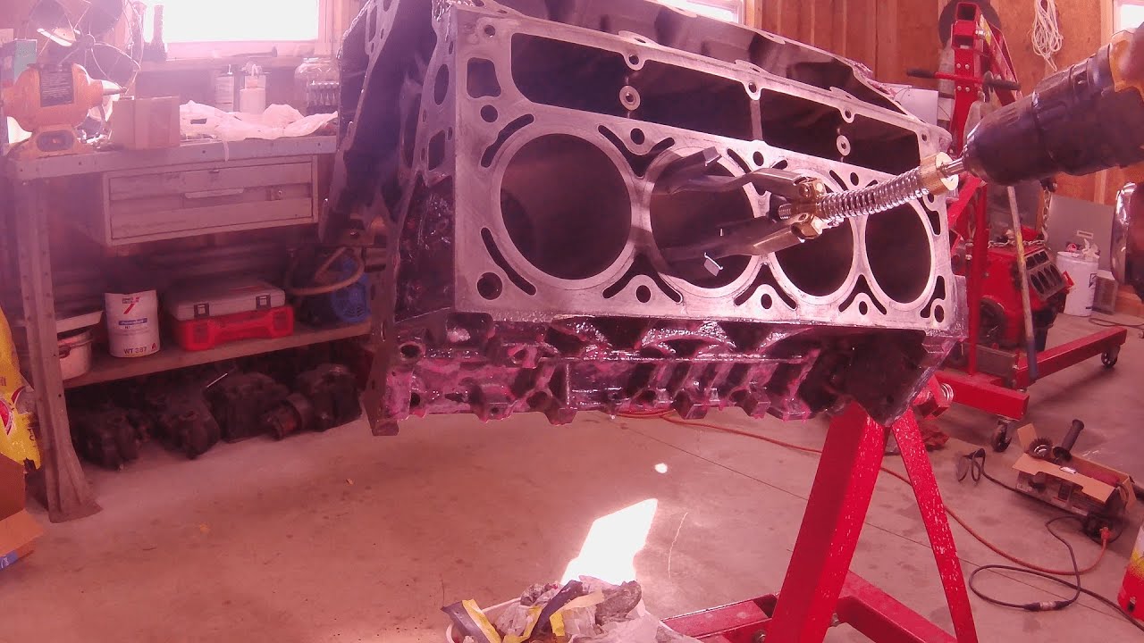 Honing your engine the right way, kind of.