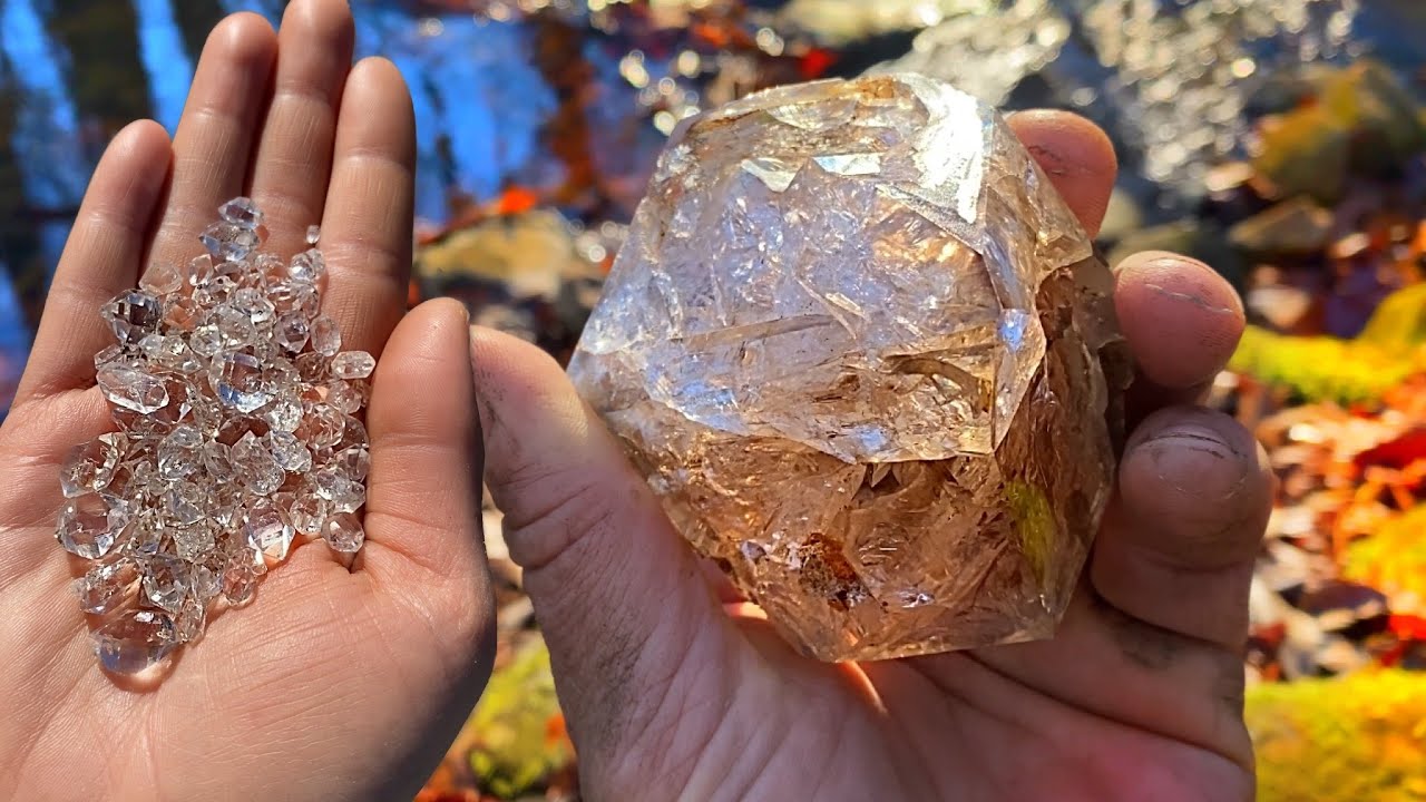 $15,000 Herkimer Diamonds 💎 Crazy Pocket Dig (PART 3) | Rockhounding Near Me