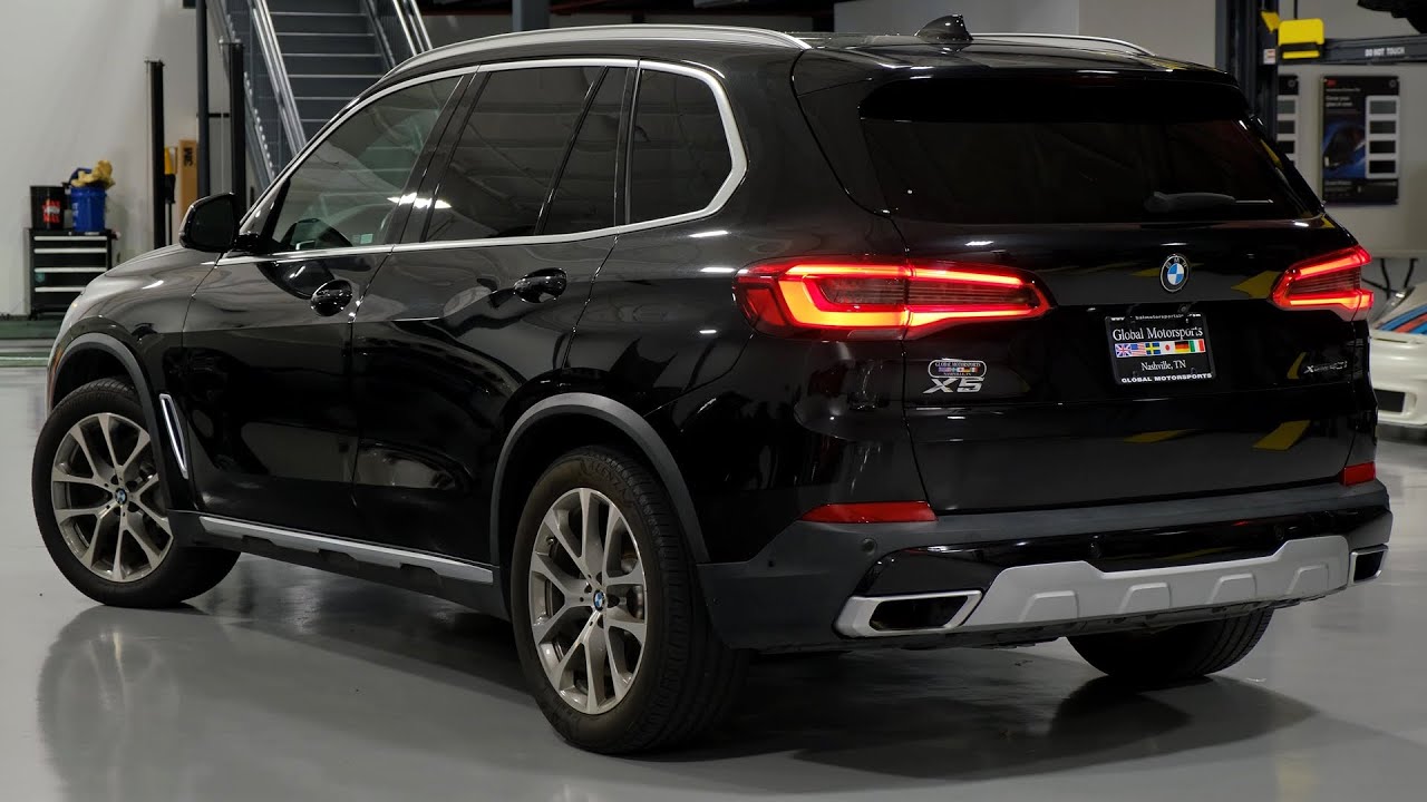 2022 BMW X5 - Детали экстерьера и интерьера