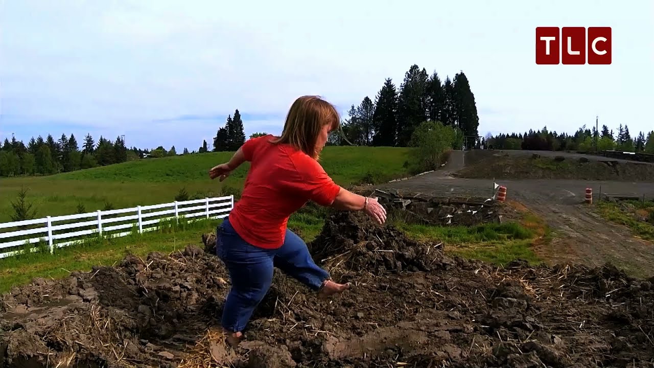 Amy Does the Mud Run | Little People, Big World