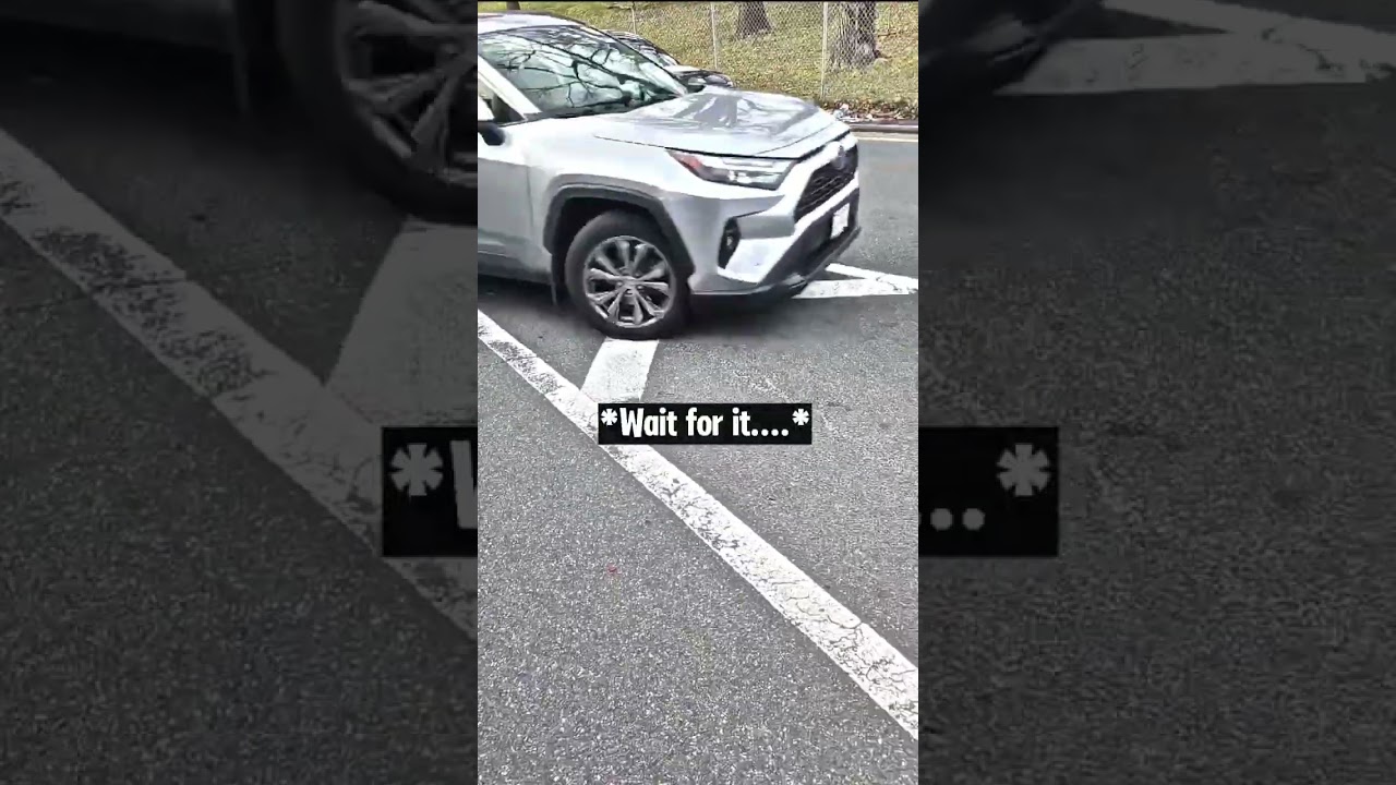 Road Raging Man Punches Driver's Car Window