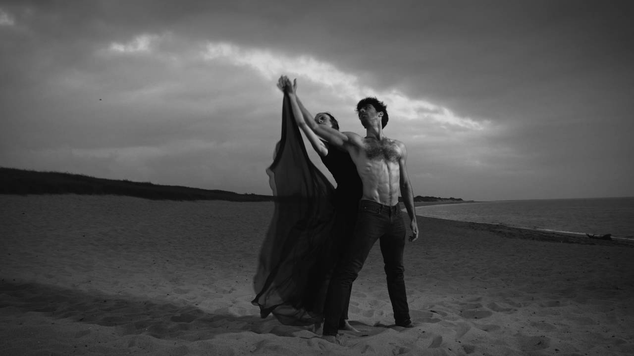 Out of Stage Project / Kultur - Éphémère (Ft. Bamiyah)