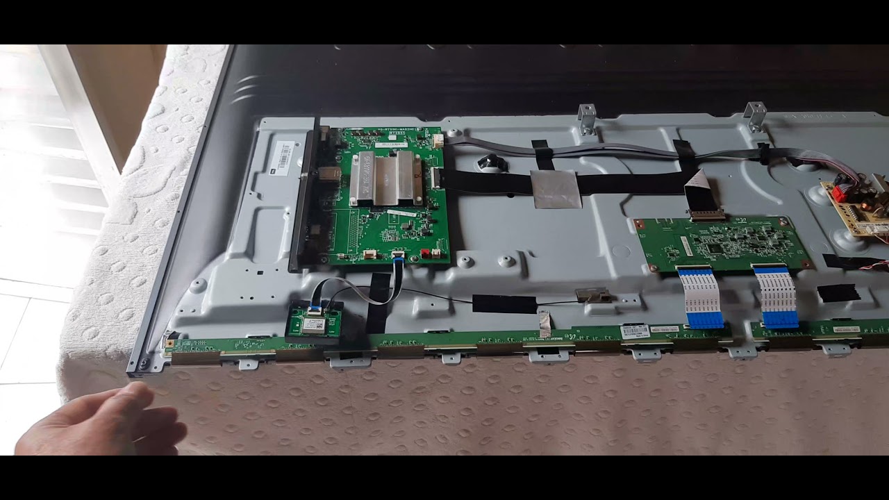 troca dos leds tv tcl semp 50p8m passo a passo na desmontagem.