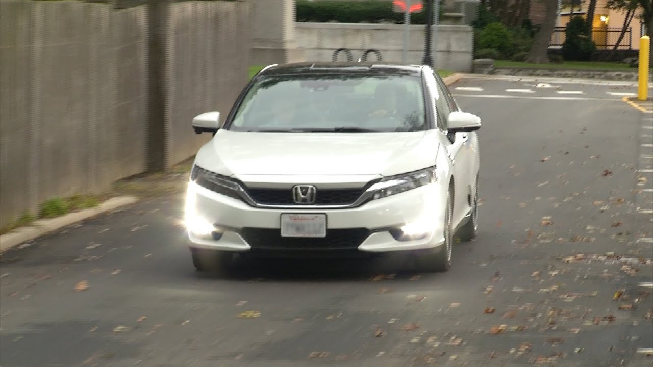 Are hydrogen-powered cars the future? Academics and advocates say yes