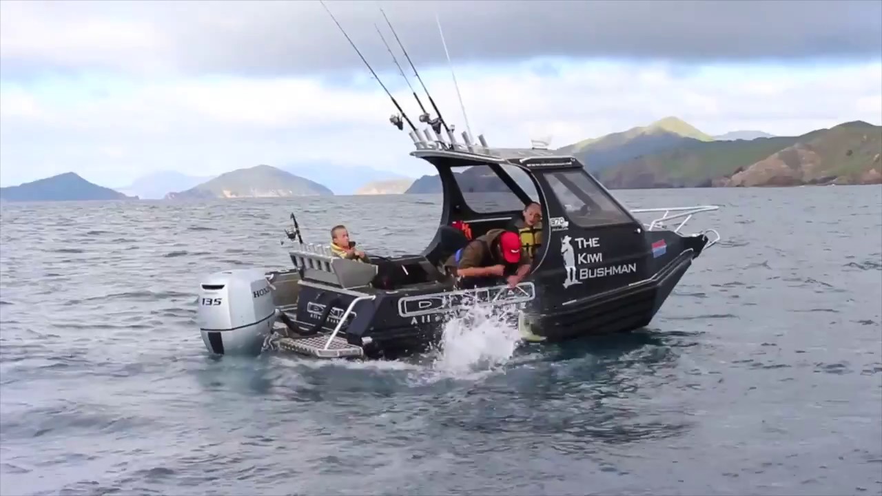 DNA alloy boats build of the XHT 570 fishing weapon