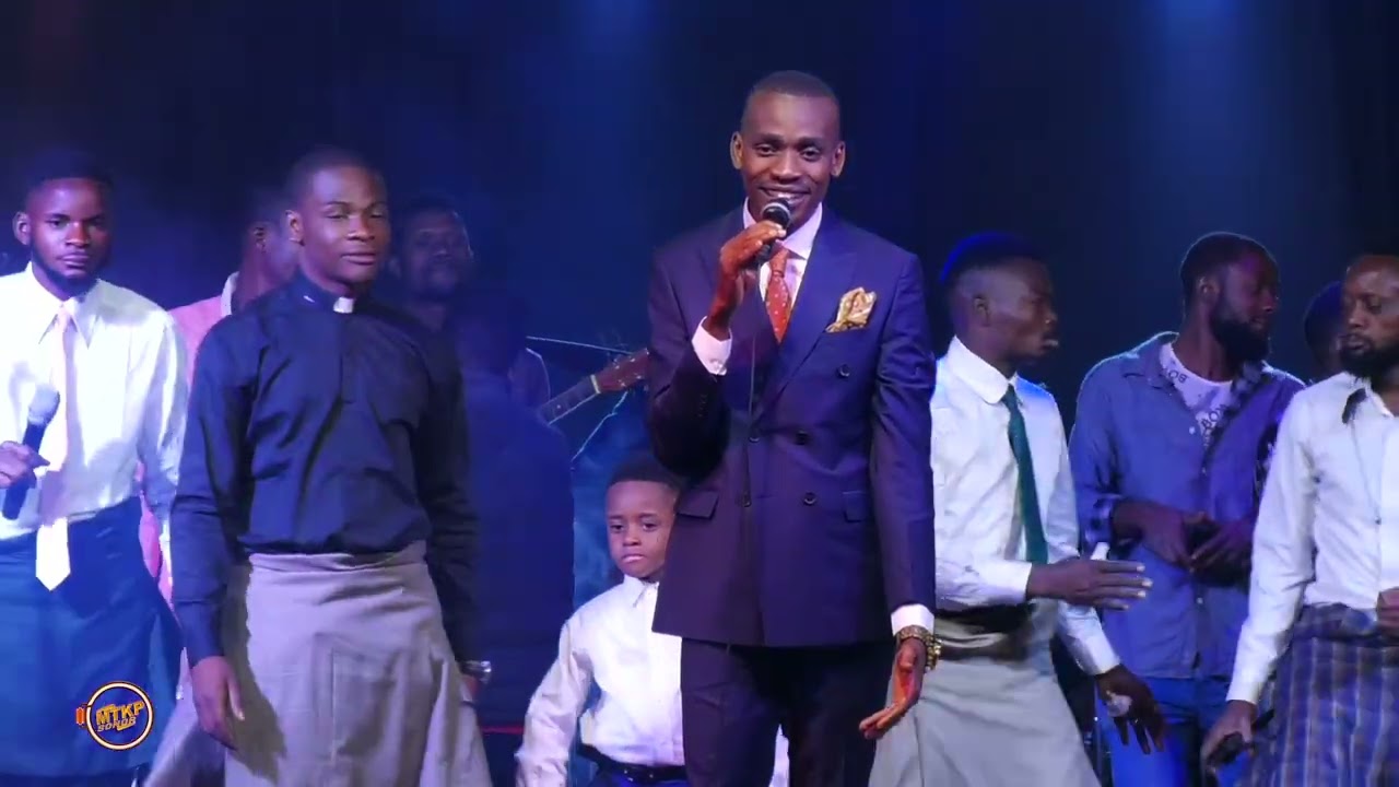 TSHINTU MAKUMI A NZAMBI_DISPONIBLE 