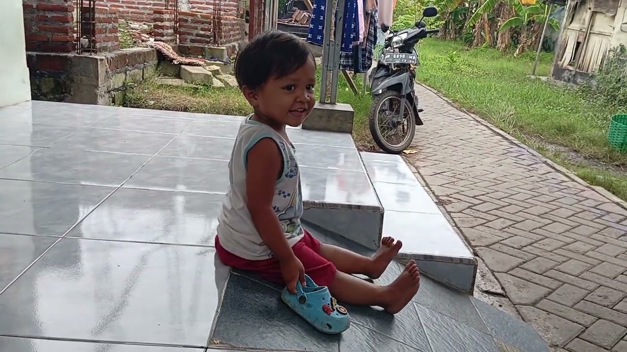 Maen perosotan d temenin bapak#anak#bocilaktif