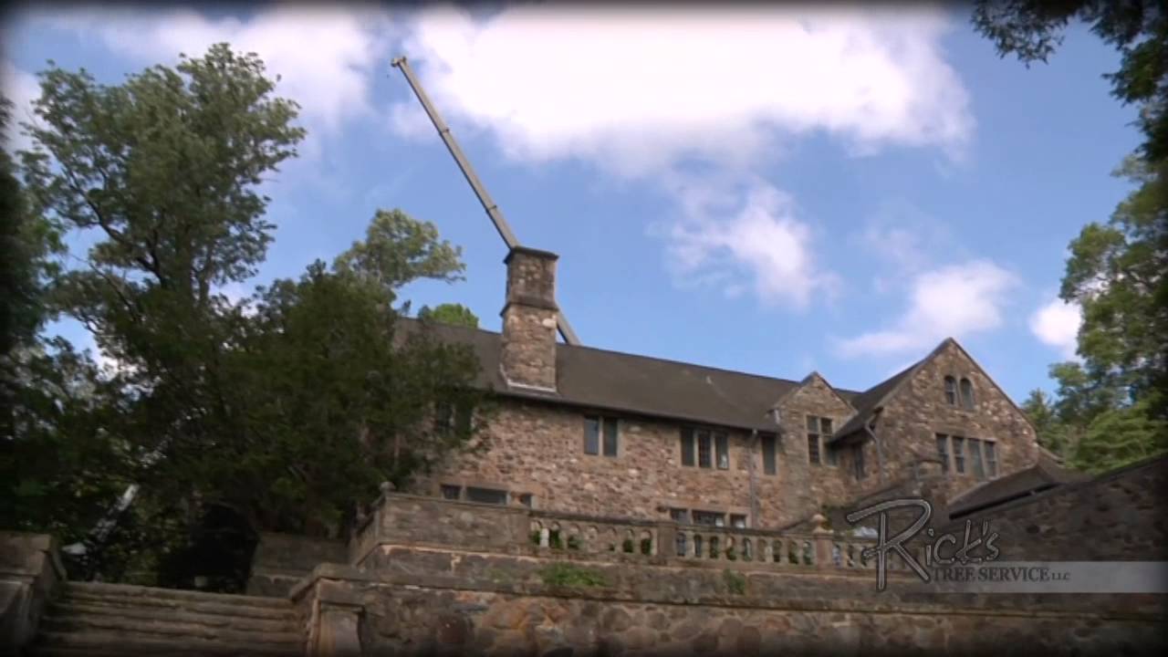 This video explains the benefits of our Grove GMK 3055 60 ton crane.