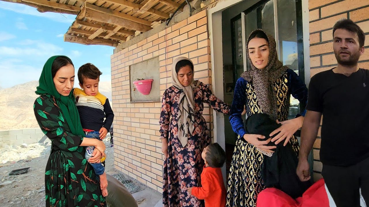 The life of Fatima and Isa with her two children in the tumult of war and full of anxiety 🔥👨‍👩‍👧‍👧