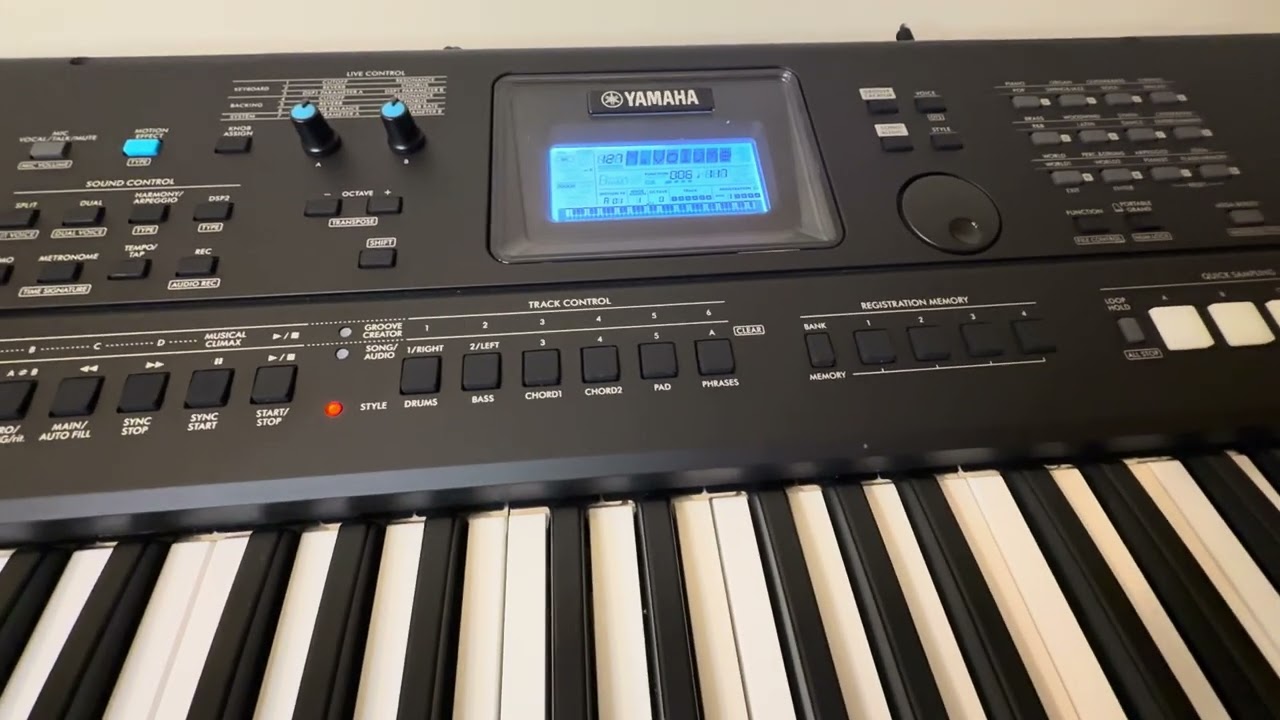 How to set Main Voice Volume on Yamaha PSR#piano  #pianoplayer #zimbabwe 