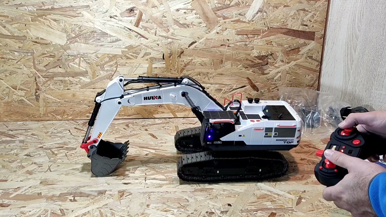 Huina 1594 unboxing excavator/bagger