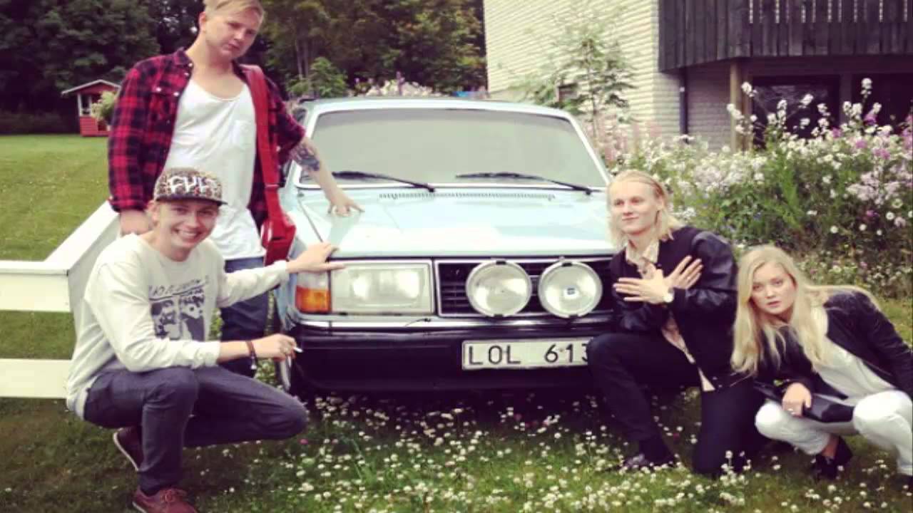 BTS November med Im 16, Nemo, Splejknee, Dolkis