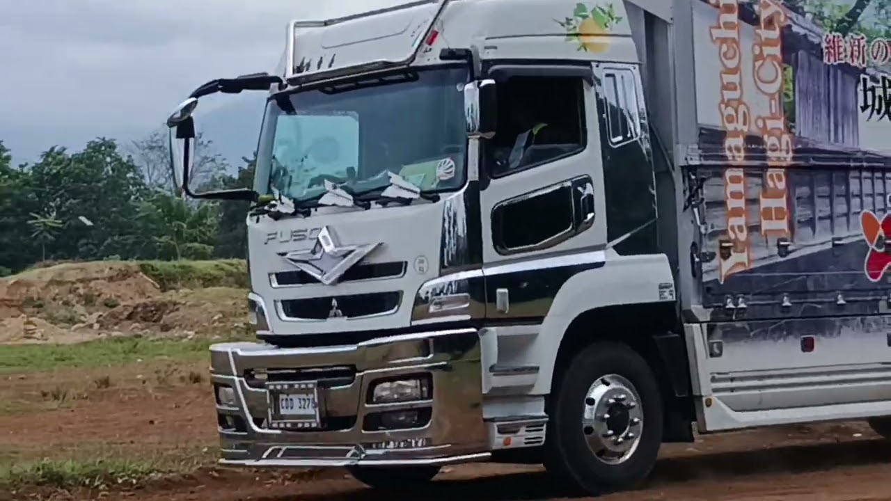Wing van GI flat track only in Bukidnon