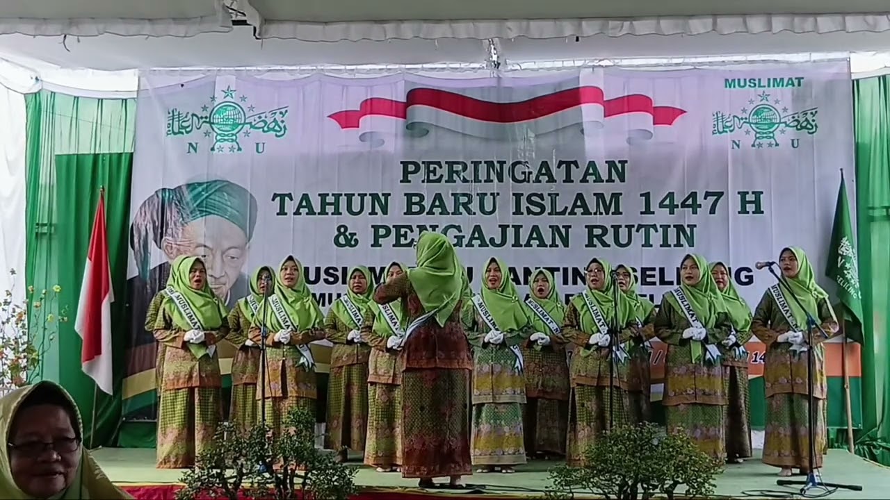 Mars muslimat NU Paduan suara muslimat ranting seliling di musholla al ikhlas