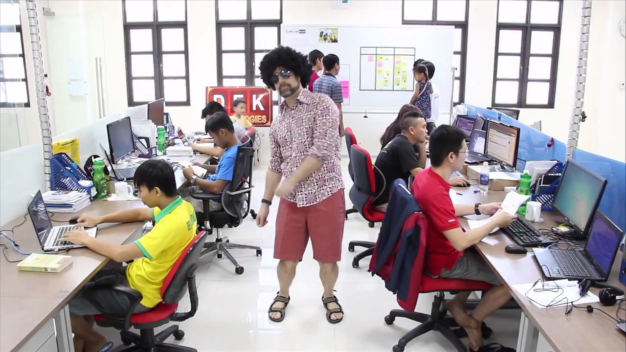 DEKTech Harlem Shake