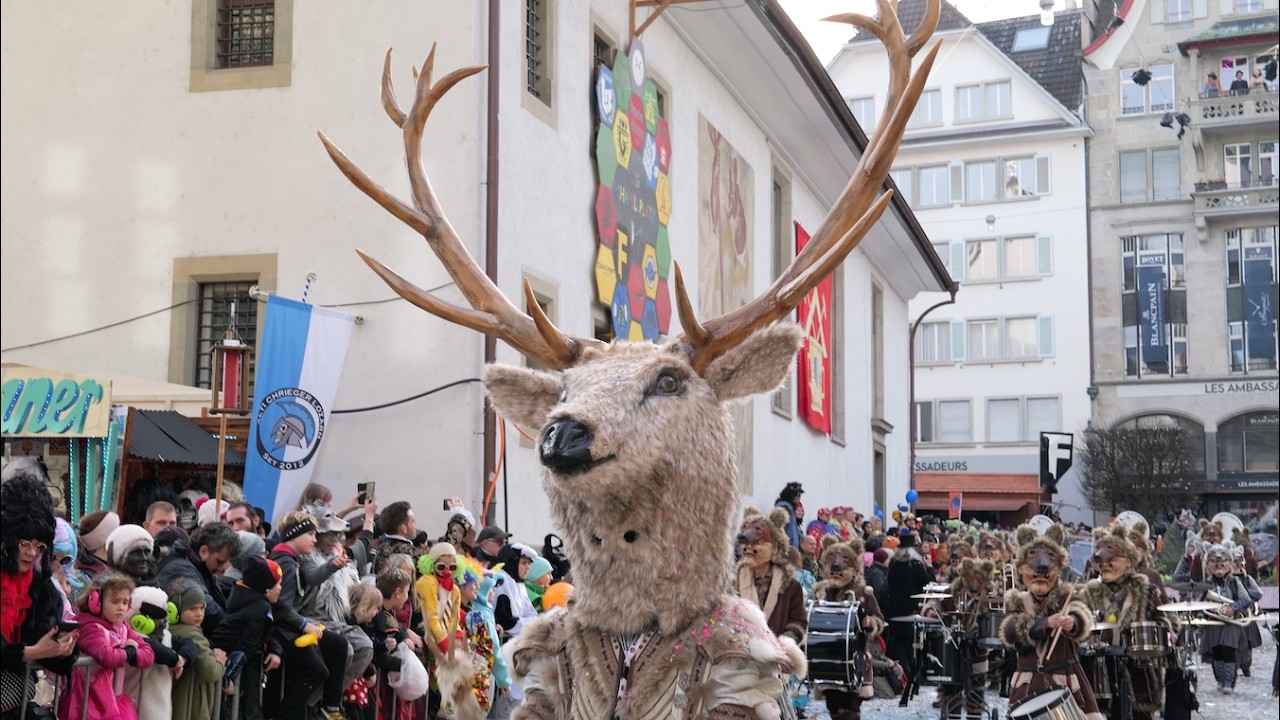 Luzerner Fasnachtsumzug 2024 | Näbelhüüler, Chappelgnome, Rasselbandi, Bärg-Wörze, Müsali Musig
