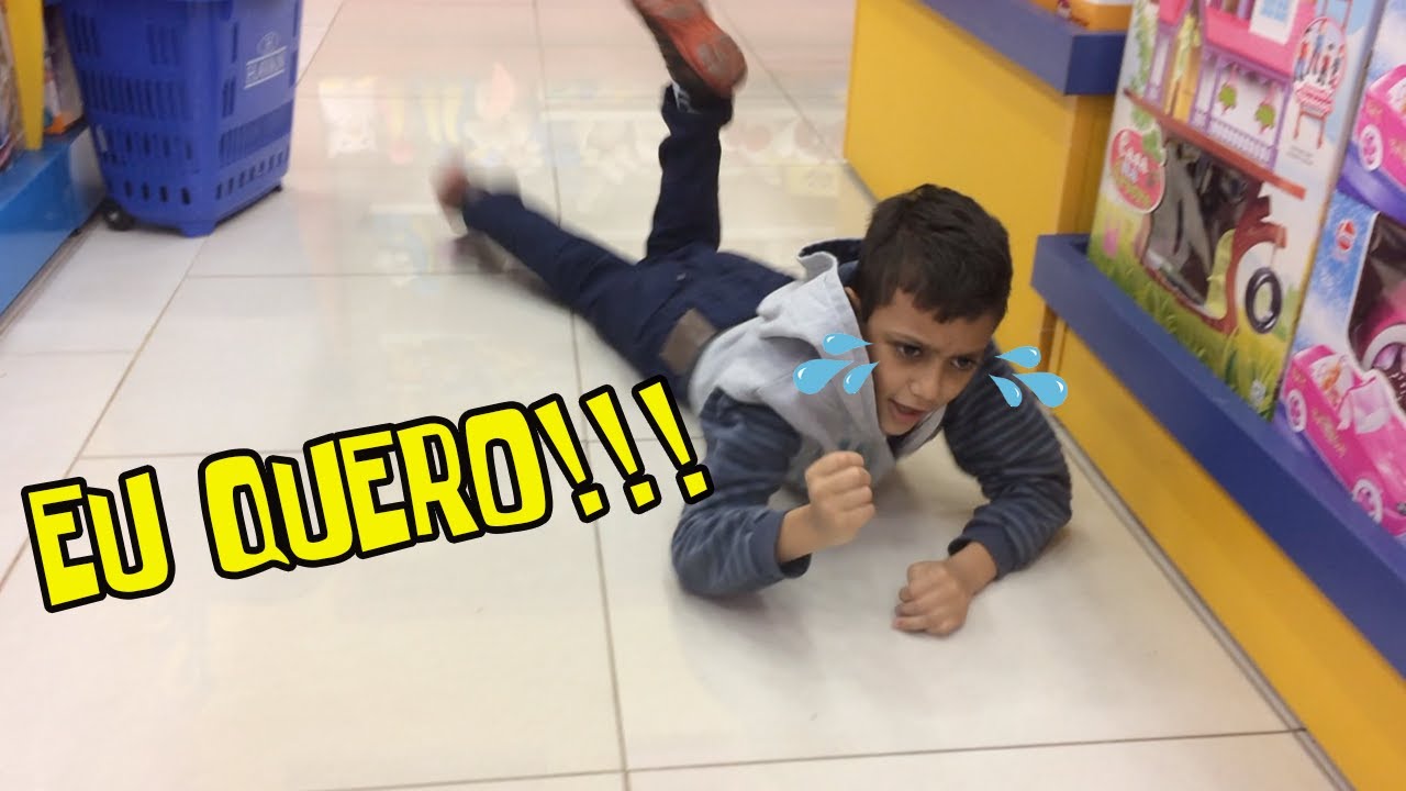 TIPOS DE CRIANÇAS na loja de brinquedos 01