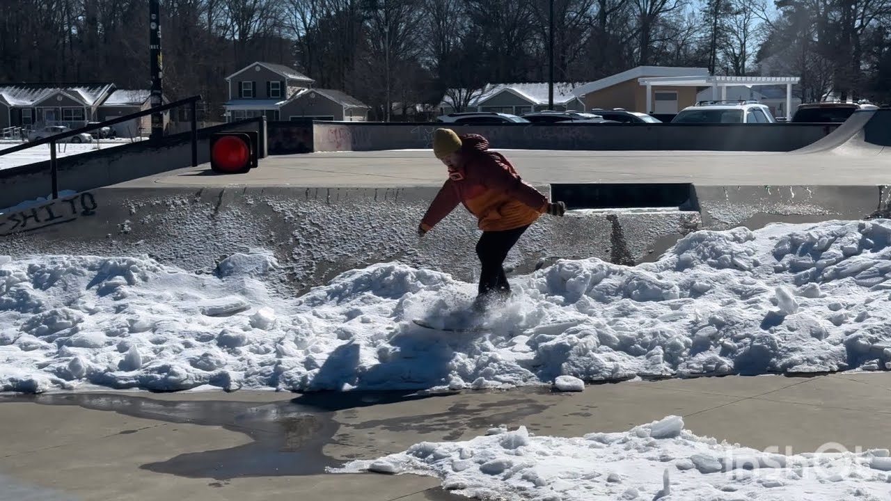 Skatepark Winter Skim Sesh on Ice and Snow.  #skatepark #skimboarding #dbskimboards 
