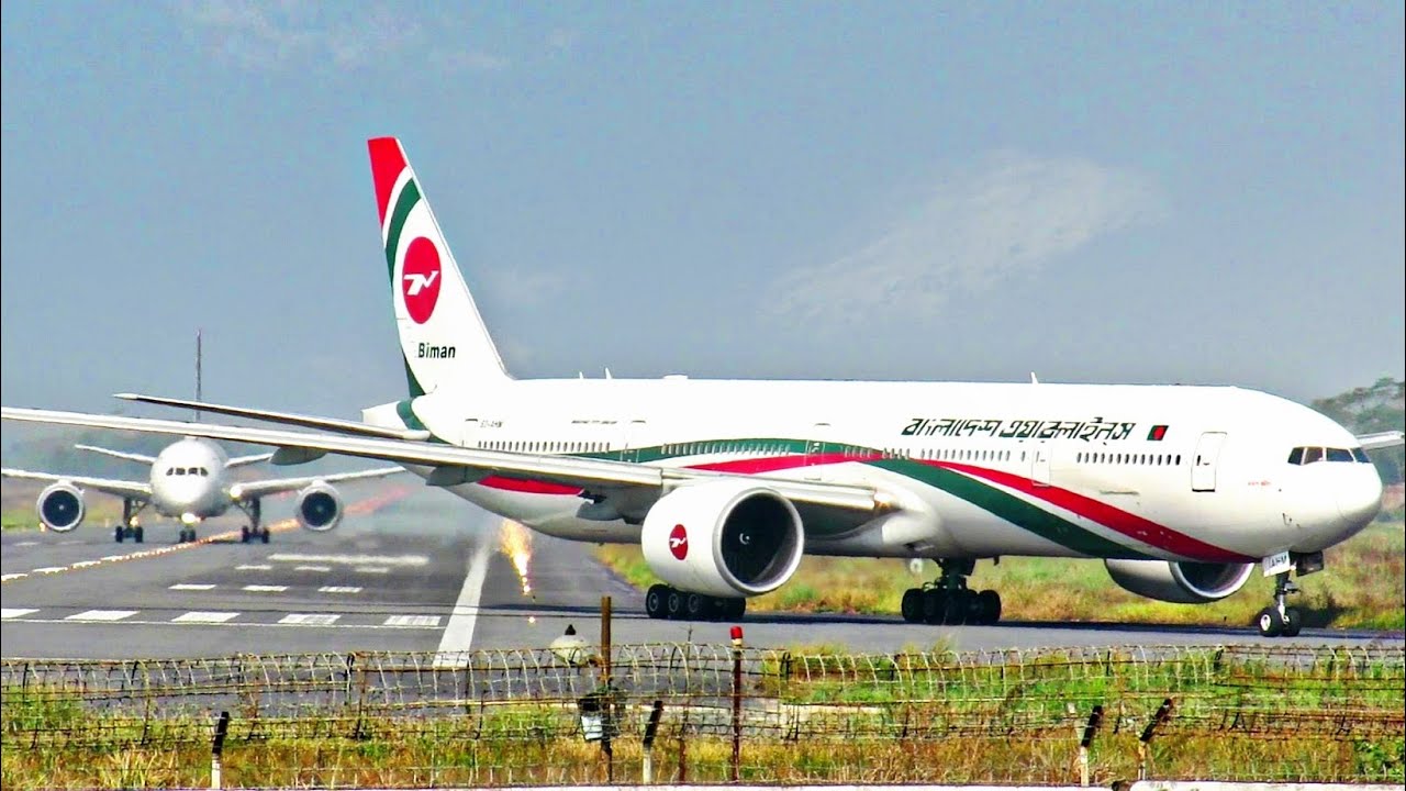 SYLHET AIRPORT। রানওয়েতে এক সাথে দুই প্লেন প্রবেশ করলো। BIMAN B787 । BIMAN B777-300ER
