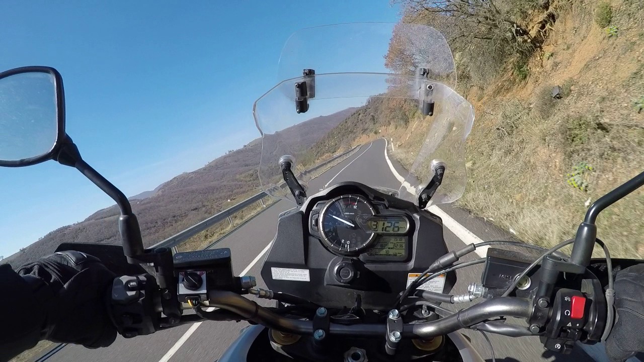 Suzuki DL1000A V-Strom ile Viraj Dönüşleri (Fast Cornering with a DL1000 V-Strom)
