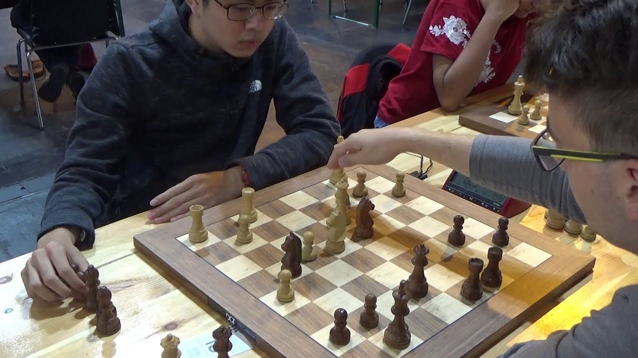 🇸🇬 Caro-Kann fantasy variation: Low Zhen - Vogel Roven, Blitz chess