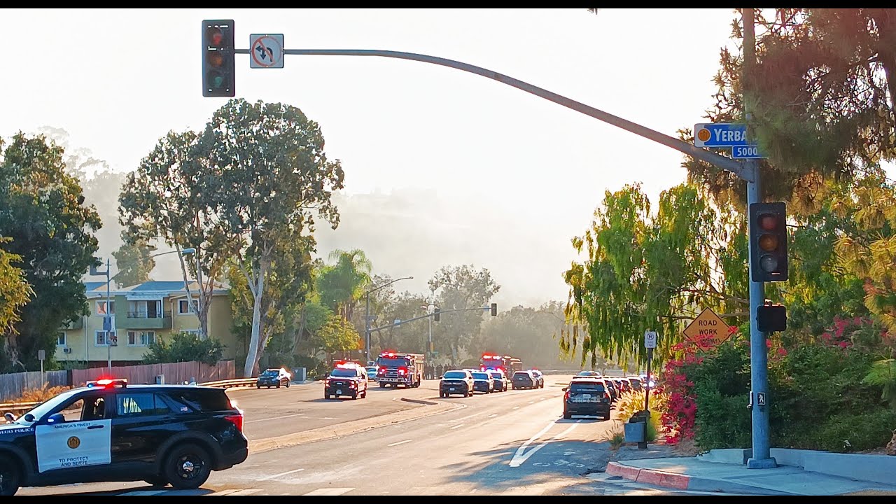 Blacked Out San Diego Traffic Lights During Power Outage (Montezuma Rd & Yerba Santa Dr)