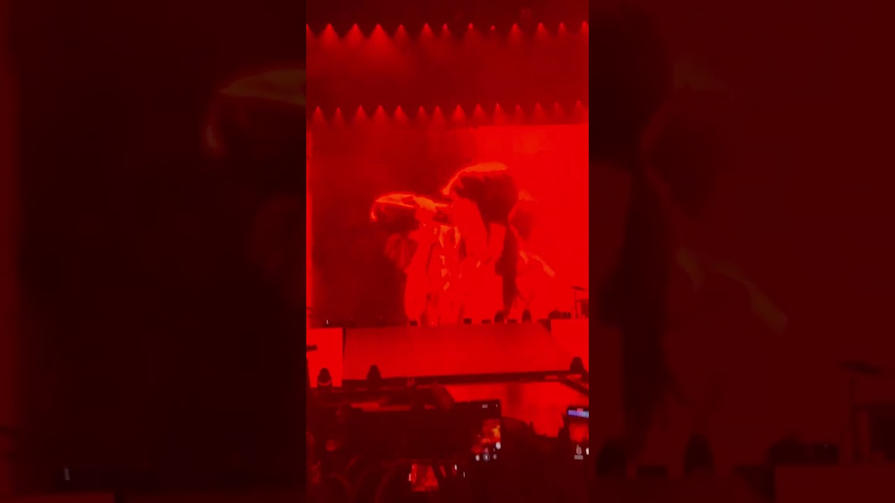 BILLIE EILISH (LIVE @ OSHEAGA 2023) | Parc Jean-Drapeau, Montréal 08/05/23