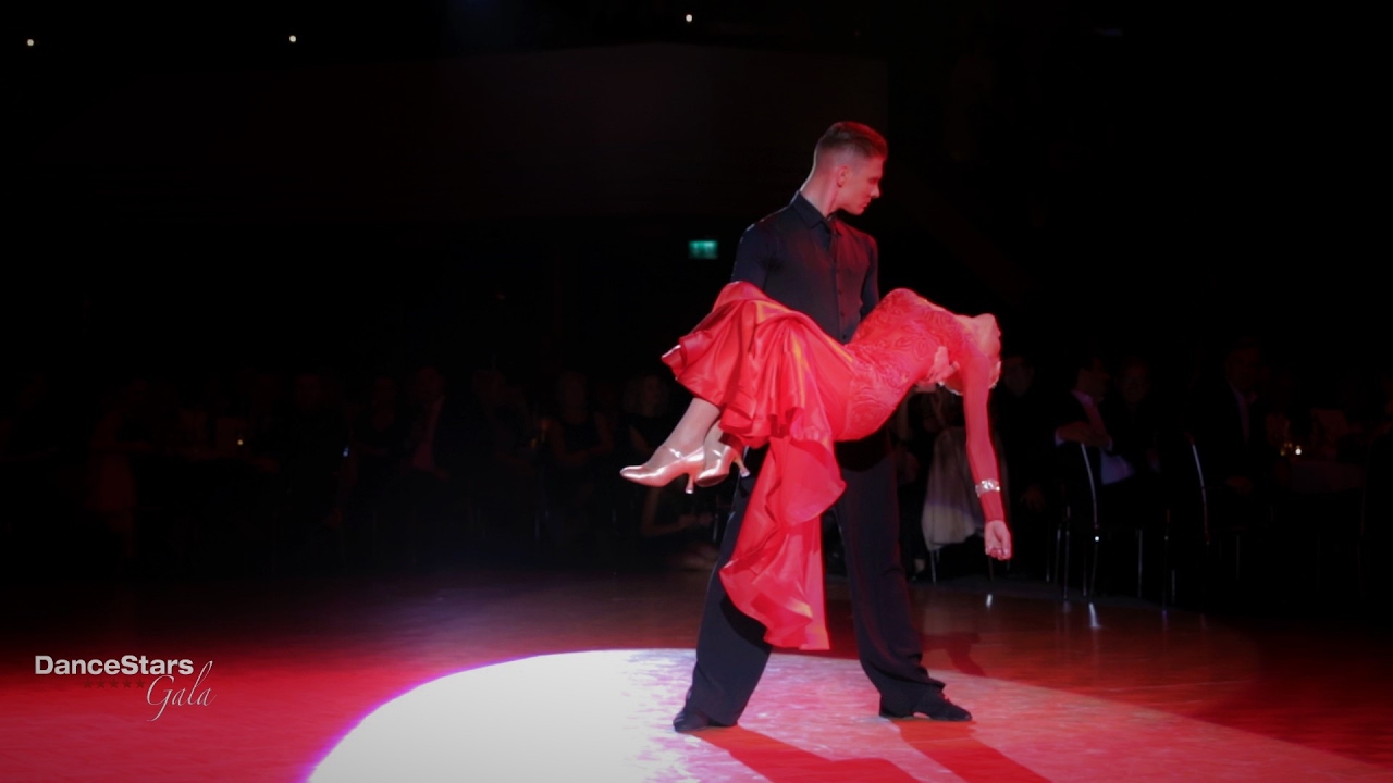 Dance Stars Gala 2016 Düsseldorf: Dmitry Zharkov & Olga Kulikova - Tango