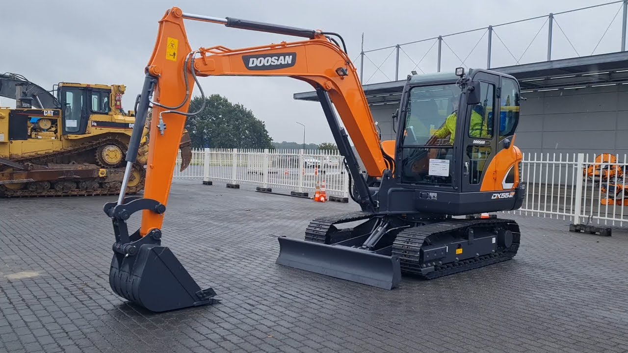 70148093 Doosan DX55  -9CN