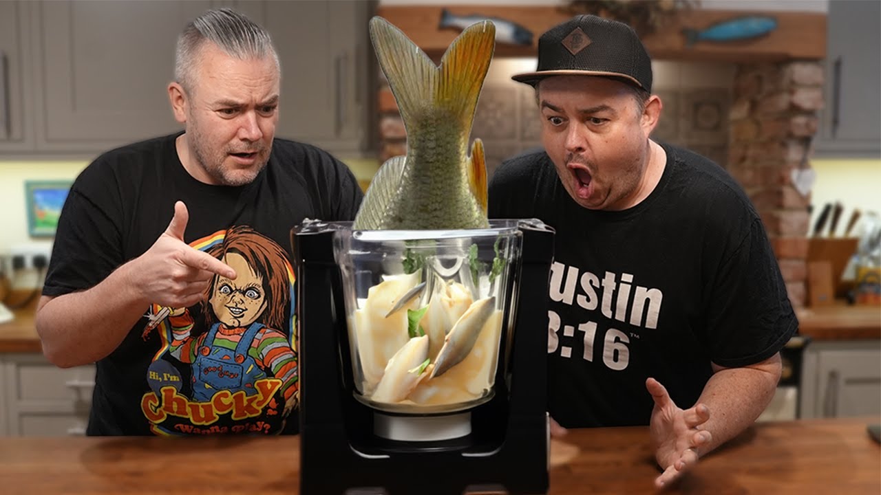 Daz and Will Try not to laugh BLENDER eating challenge !