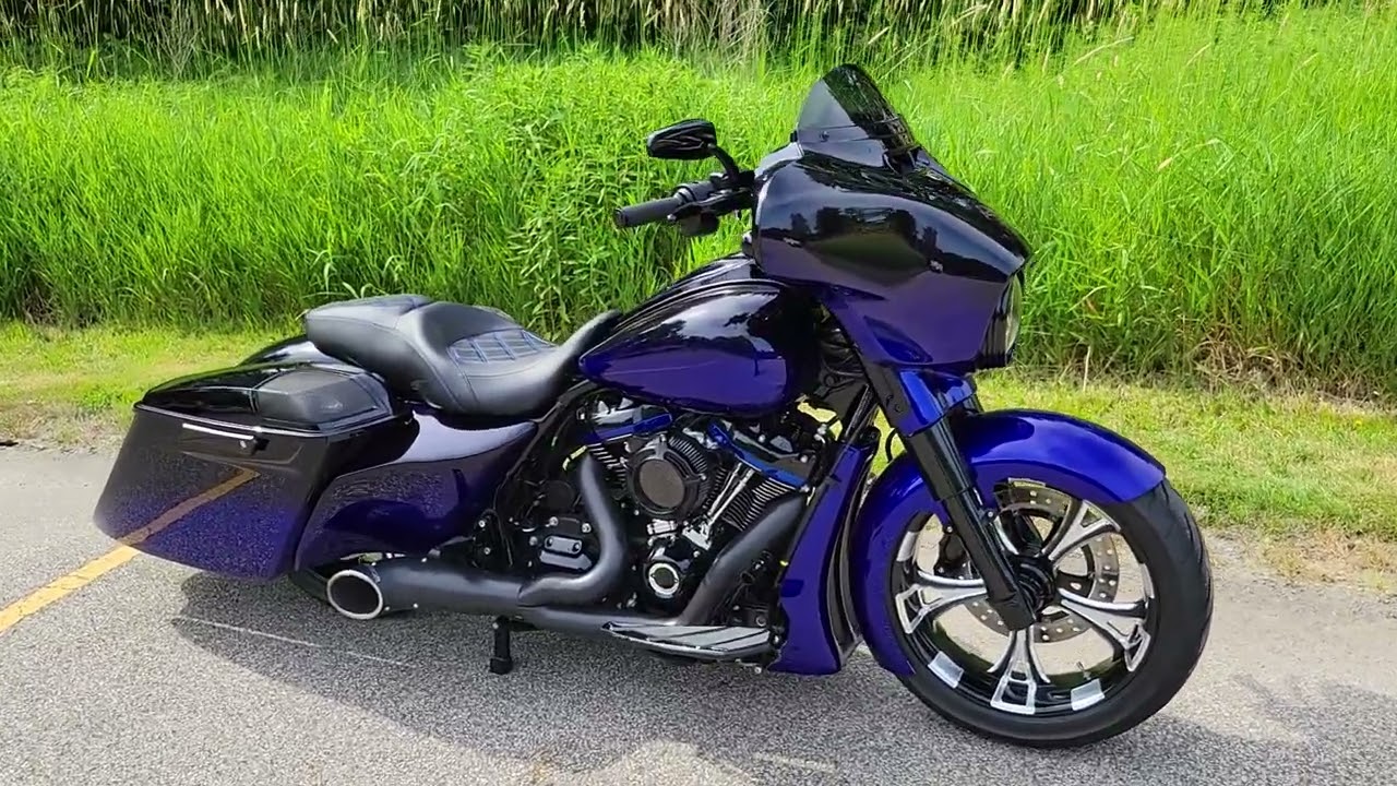 2021 Harley Street Glide 124