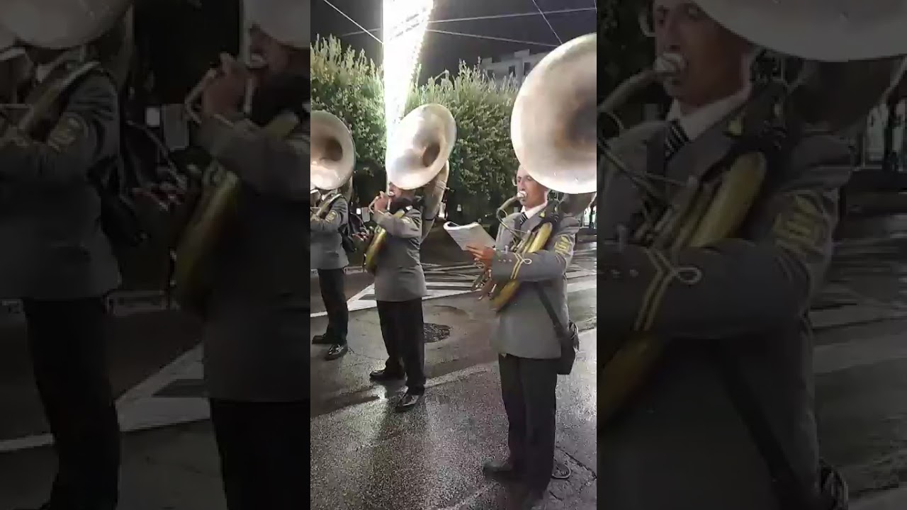 Banda di Francavilla Fontana - Marcia Entres Los montes - Festa dei S. Medici 28/9/25 Laterza