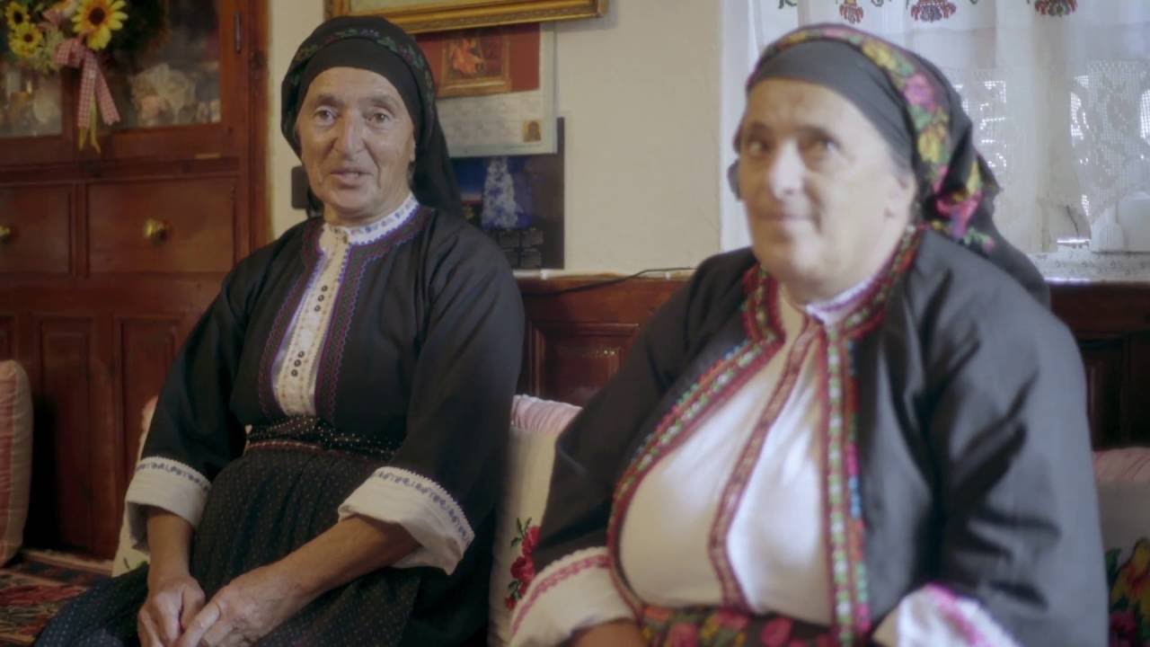 Η Άννα από την Κάρπαθο μας μιλάει για την παραδοσιακή φορεσιά της Ολύμπου! #elladakonta