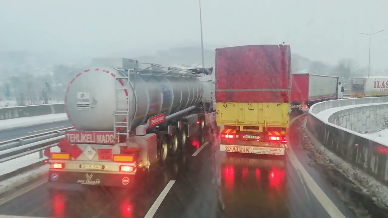 BOLU TÜNELDE KAZA VAR ESKİ DAG YOLUNDAN ÇIKIYORUM KAR KIŞ TEHLİKE HERŞEY VAR DEVAMI GELİYOR