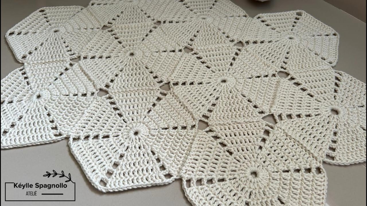 Tapete Hexagonal Flor - Com 4 opções para unir as peças!