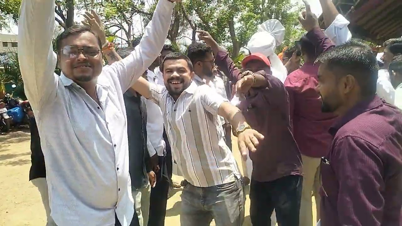 Vip rahan (व्ही आय पी राहणं) by Shaikh master brass band sakore mig #nashik #band #sajanbendresong