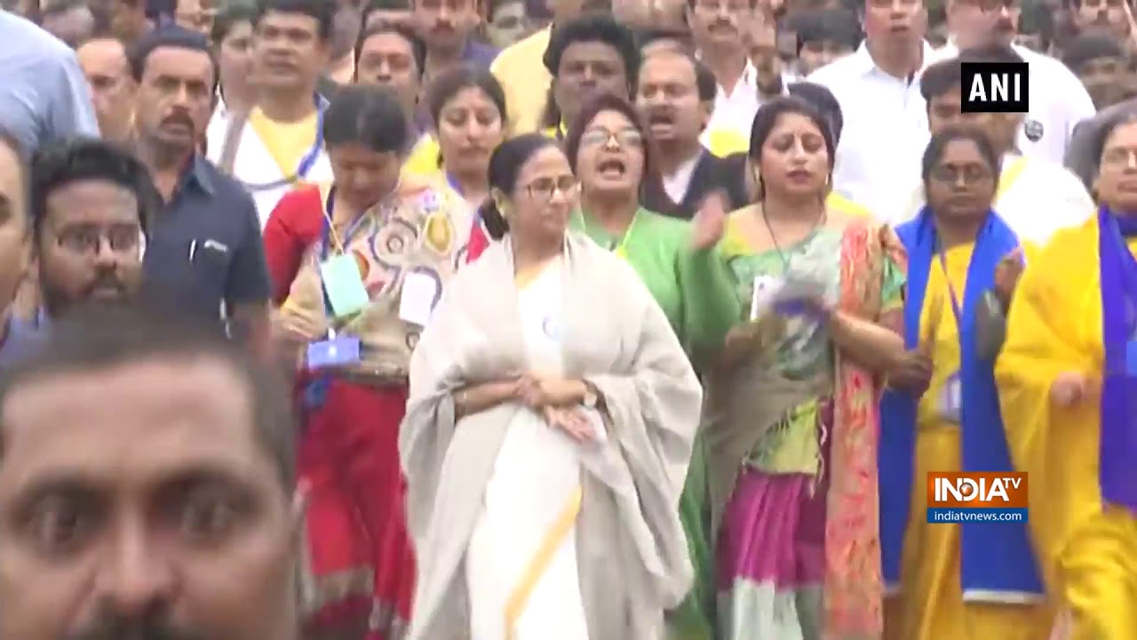Mamata Banerjee takes out protest march against CAA, NRC in Madhyamgram