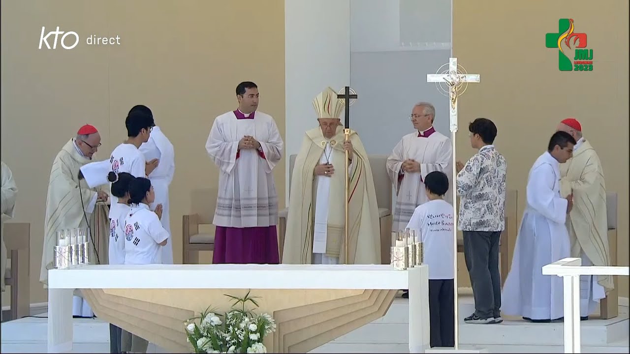 Messe de clôture des #JMJ2023 au parc du Tage (