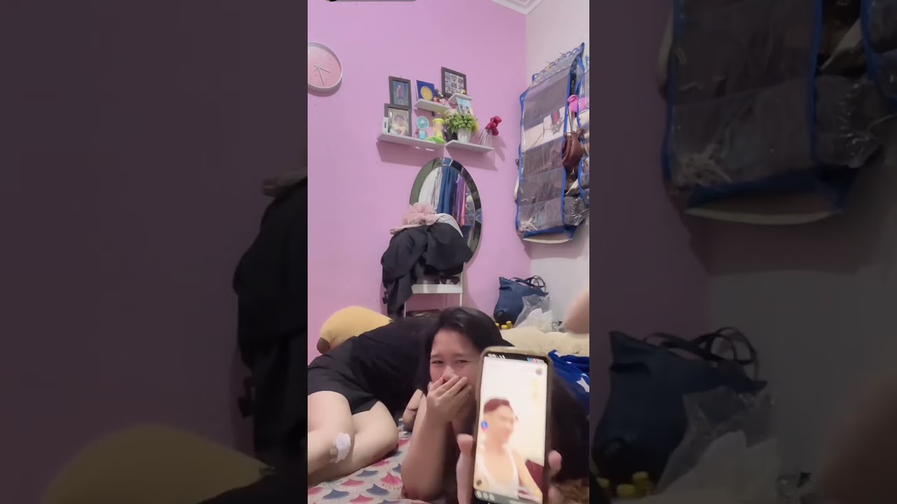 gak sadar kelihatan 🤭