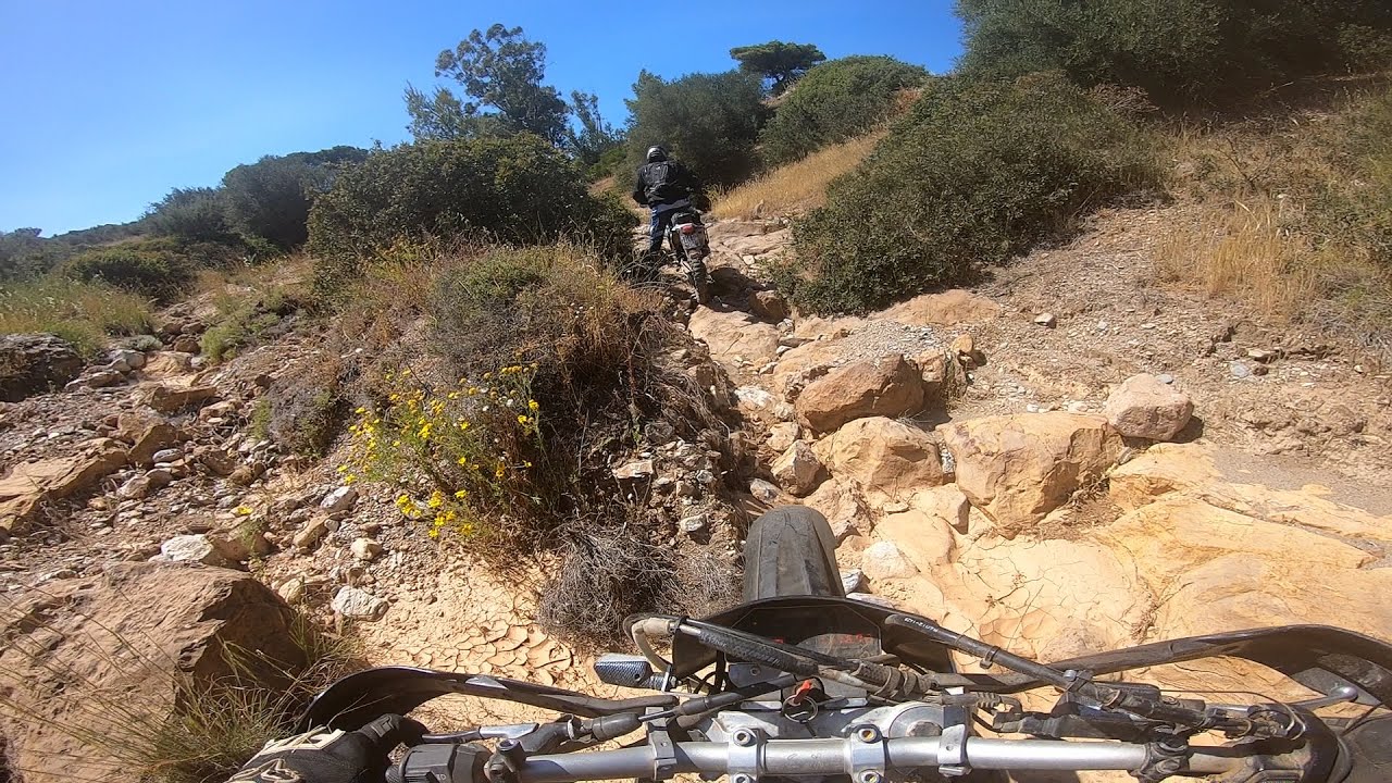 CCM 404/DRZ 400 Enduro Laureotiki