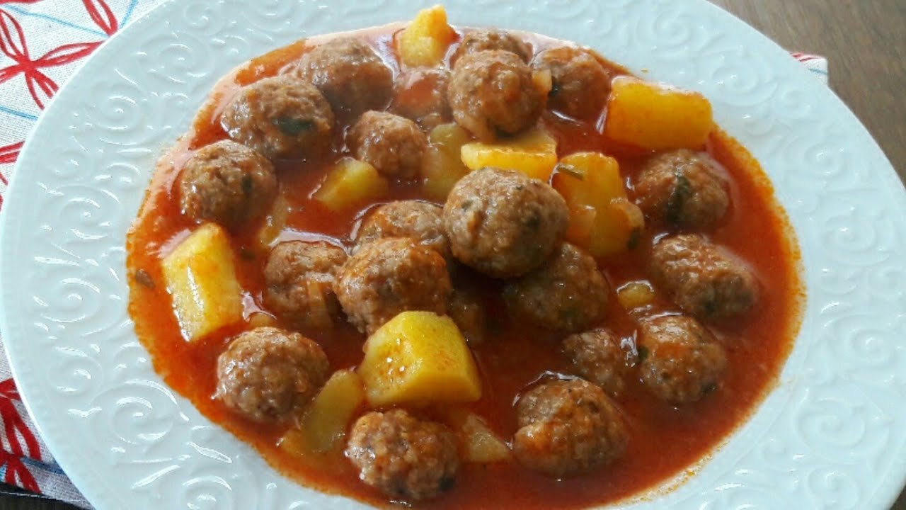 DAĞILMAYAN YUMURTASIZ SULU KÖFTE YAPTIM 💯
250 GR KIYMA İLE TAM KIVAMINDA BİR TENCERE YEMEK 😋