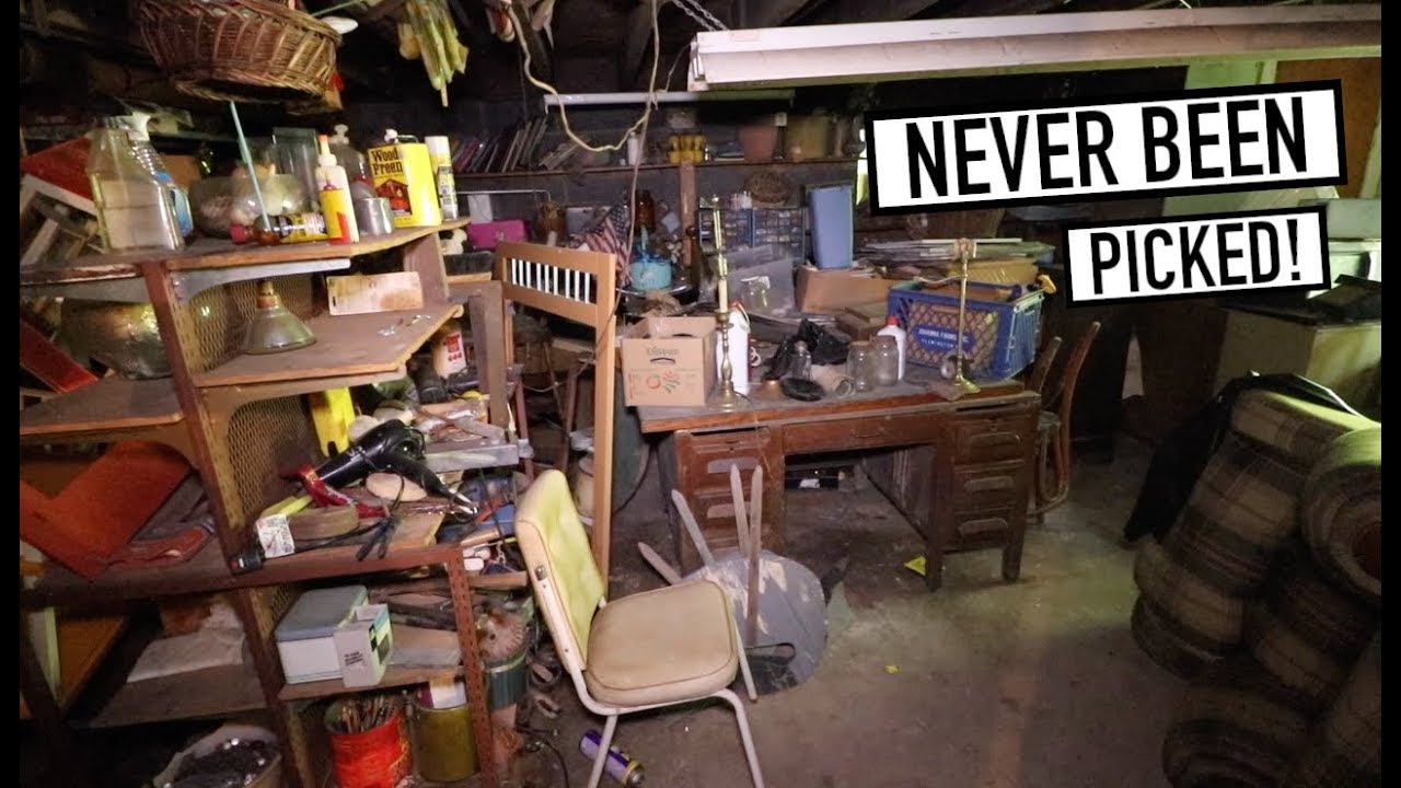 ANTIQUE SHOP UNTOUCHED FOR 10 YEARS - Parts Of Property Never Opened To Public UNTIL NOW!