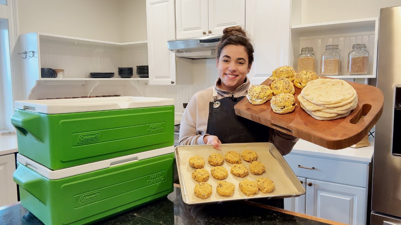 Meal Prepping Breakfast, Dinner and Dessert for a Weekend Getaway