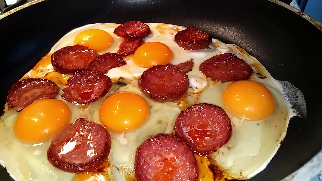 SUCUKLARI KURUTMADAN SUCUKLU YUMURTA YAPMANIN PÜF NOKTALARI