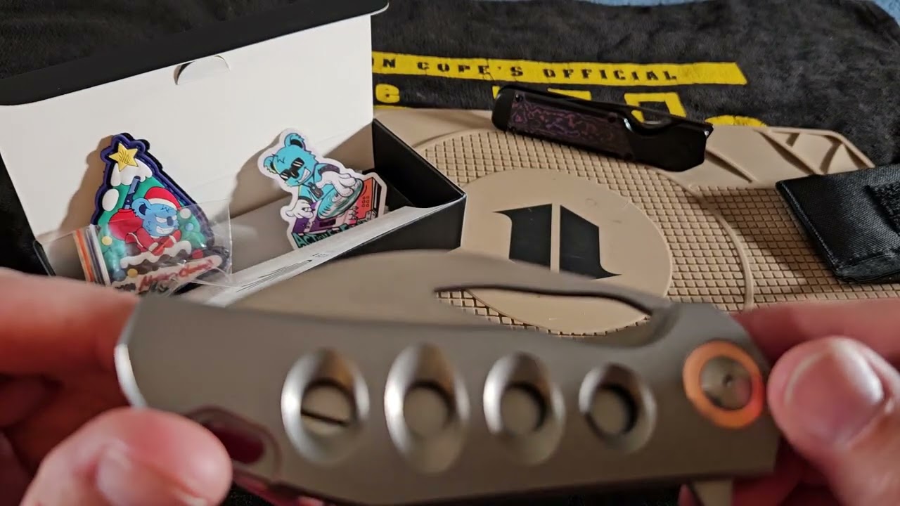 Unboxing*** First Look** at Kizer HAWK Brand new release Titanium Copper s45v Flipper EDC banger!